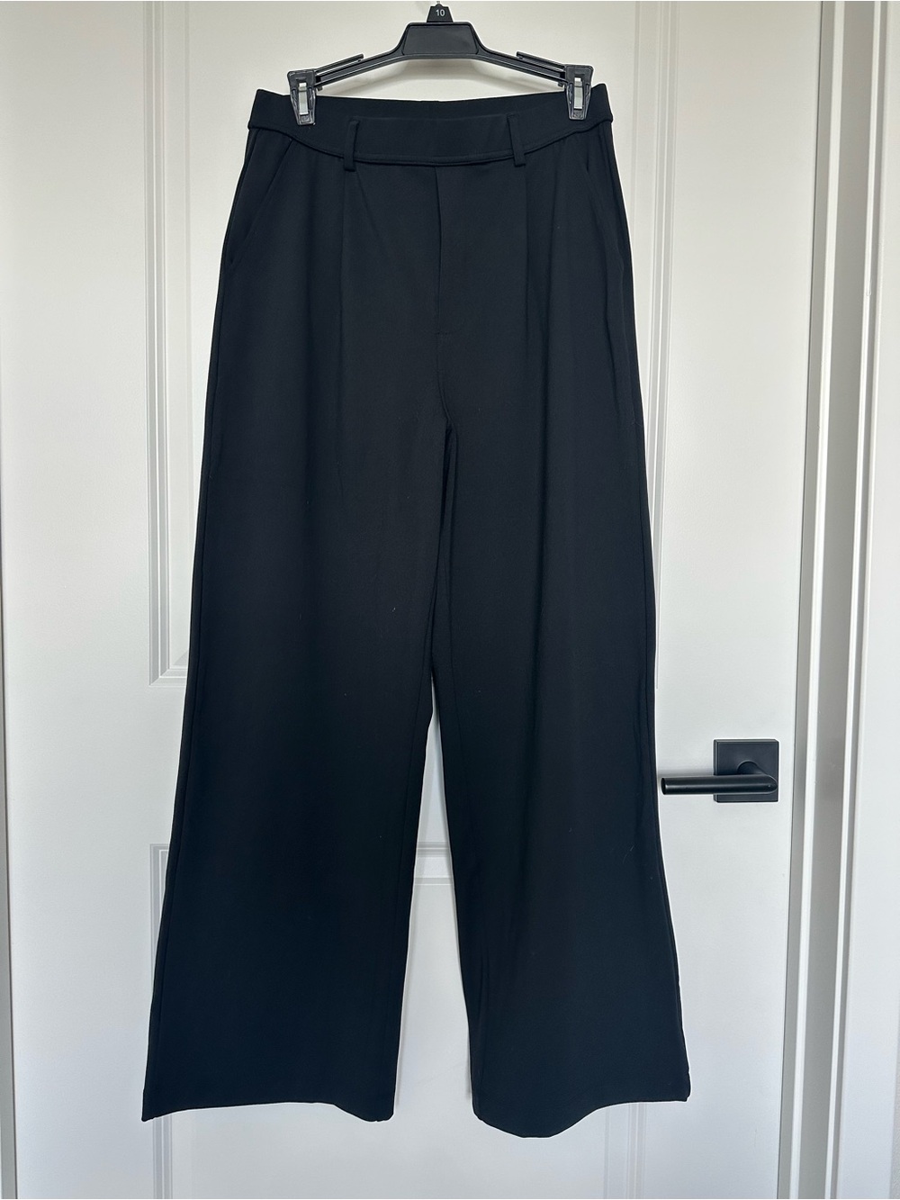 NWOT HALARA Black Wide-Leg Women’s Dress Pants